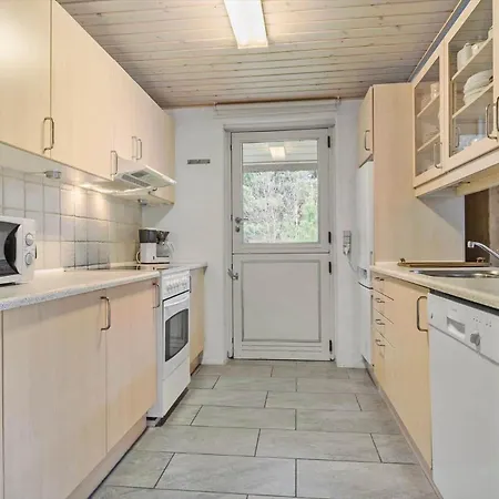 2601-romo-praestekraven-7 * Molby